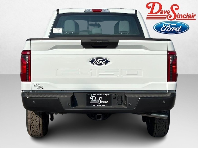 Ford F-150 Vehicle Full-screen Gallery Image 08