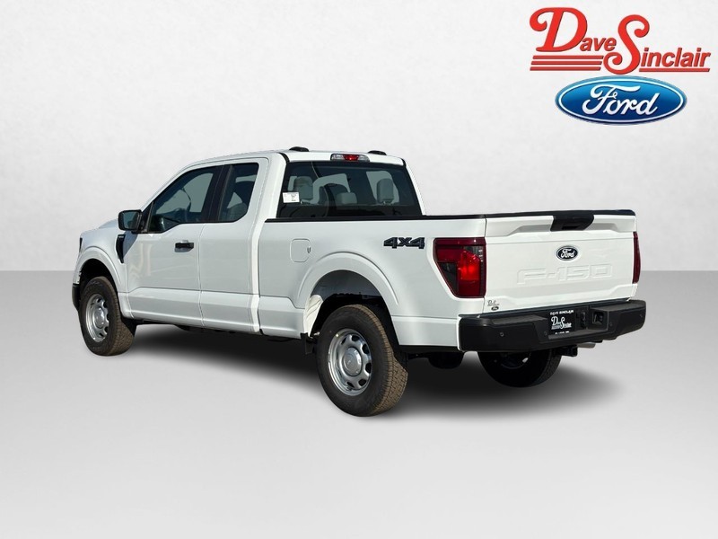 Ford F-150 Vehicle Full-screen Gallery Image 09