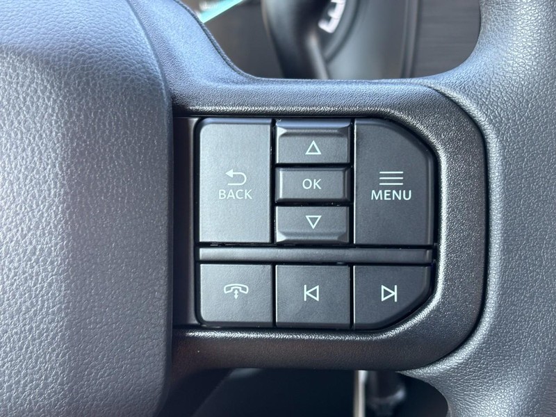 Ford F-150 Vehicle Full-screen Gallery Image 20