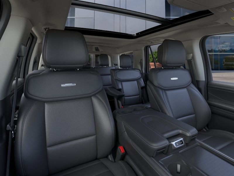 Ford Expedition Vehicle Full-screen Gallery Image 12