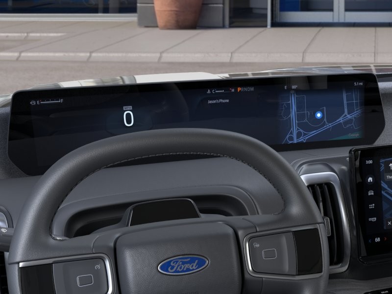 Ford Expedition Vehicle Full-screen Gallery Image 15