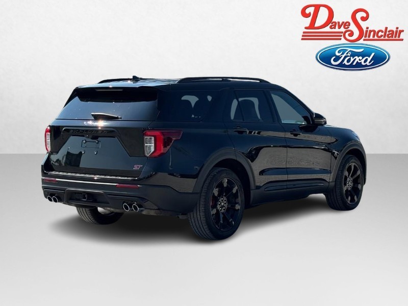 Ford Explorer Vehicle Full-screen Gallery Image 07