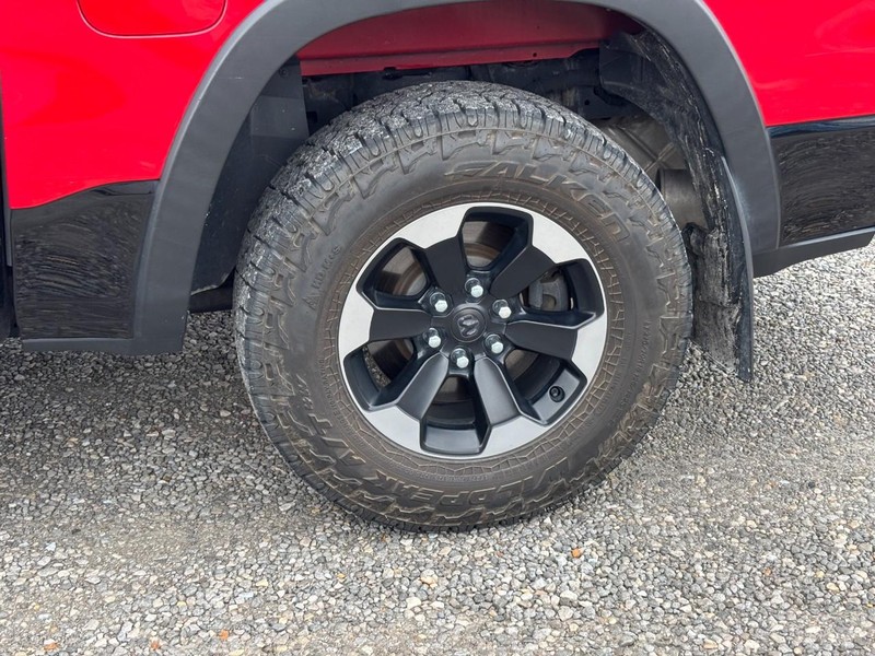 Ram 1500 Vehicle Image 12