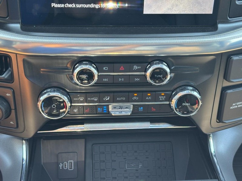 Ford F-150 Vehicle Full-screen Gallery Image 25