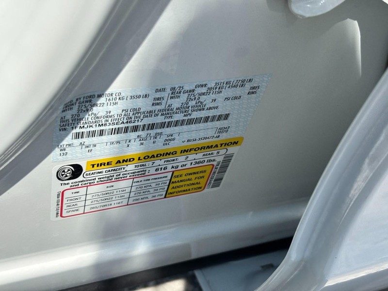 Ford Expedition Max Vehicle Image 27