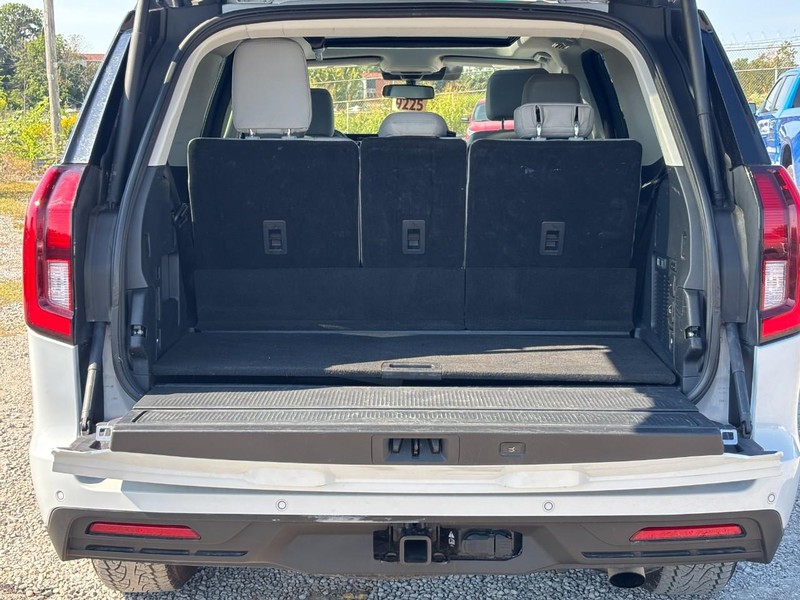 Ford Expedition Vehicle Full-screen Gallery Image 11