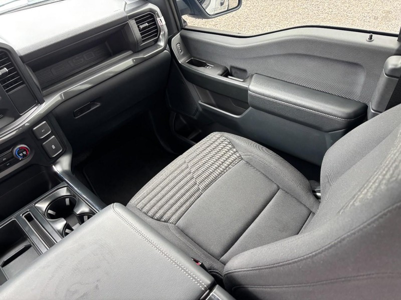Ford F-150 Vehicle Image 16