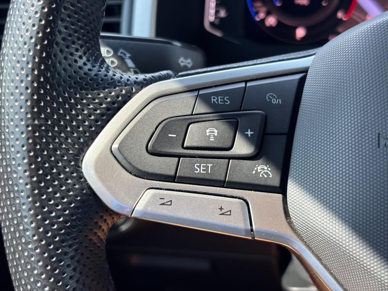 Volkswagen Atlas Vehicle Full-screen Gallery Image 20