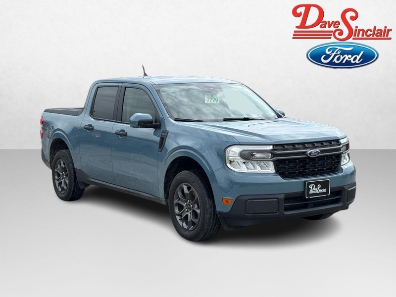 Ford Maverick Vehicle Image 04