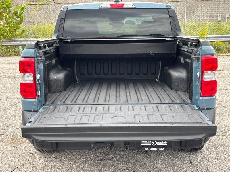 Ford Maverick Vehicle Image 11