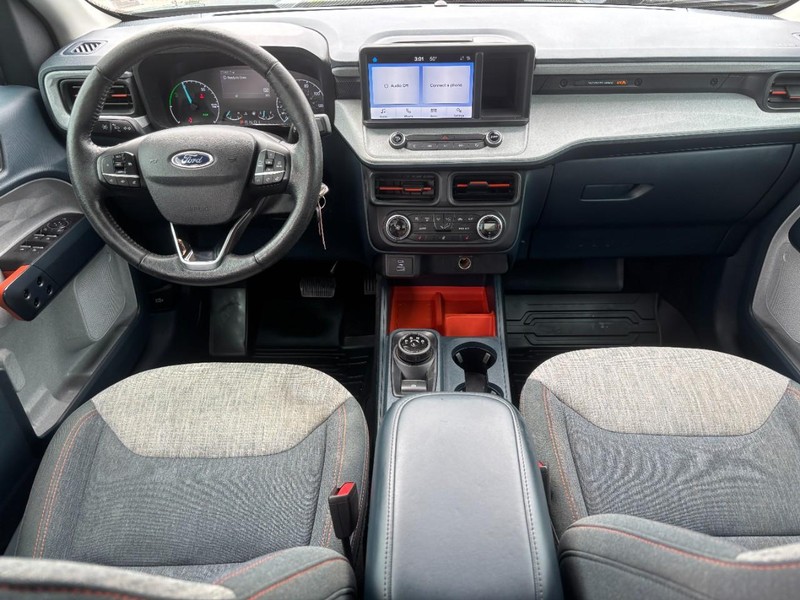 Ford Maverick Vehicle Image 15