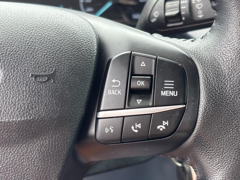 Ford Maverick Vehicle Image 20