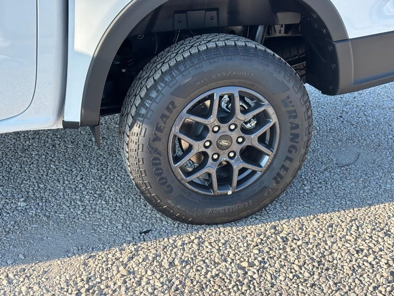 Ford Ranger Vehicle Full-screen Gallery Image 12