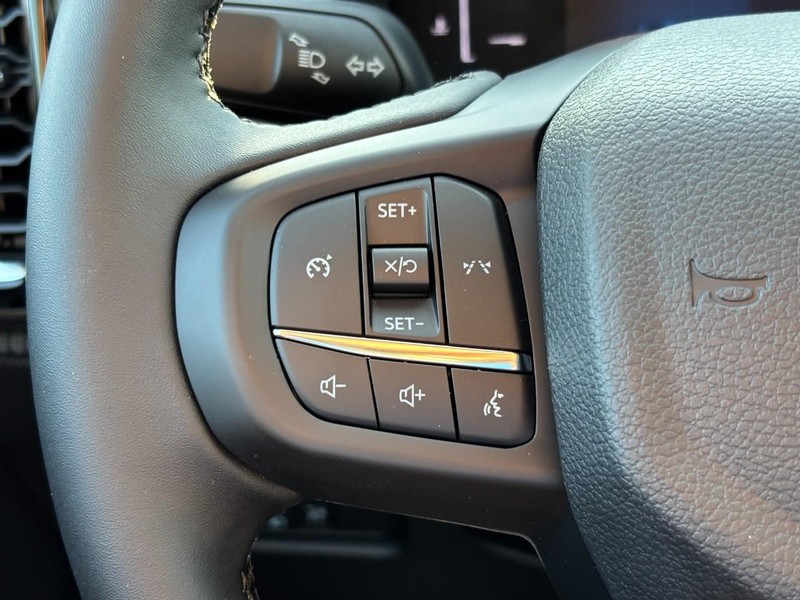 Ford Ranger Vehicle Full-screen Gallery Image 19