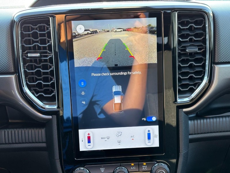 Ford Ranger Vehicle Full-screen Gallery Image 24