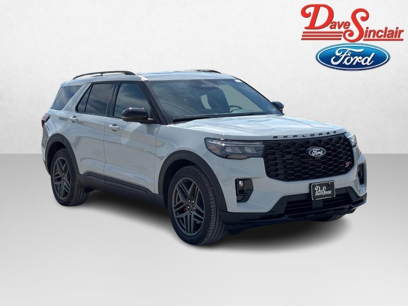 Ford Explorer Vehicle Full-screen Gallery Image 04