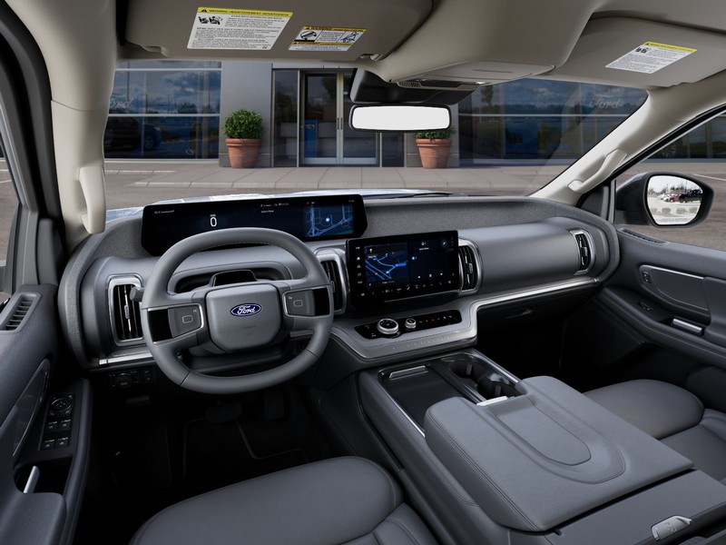 Ford Expedition Vehicle Full-screen Gallery Image 11