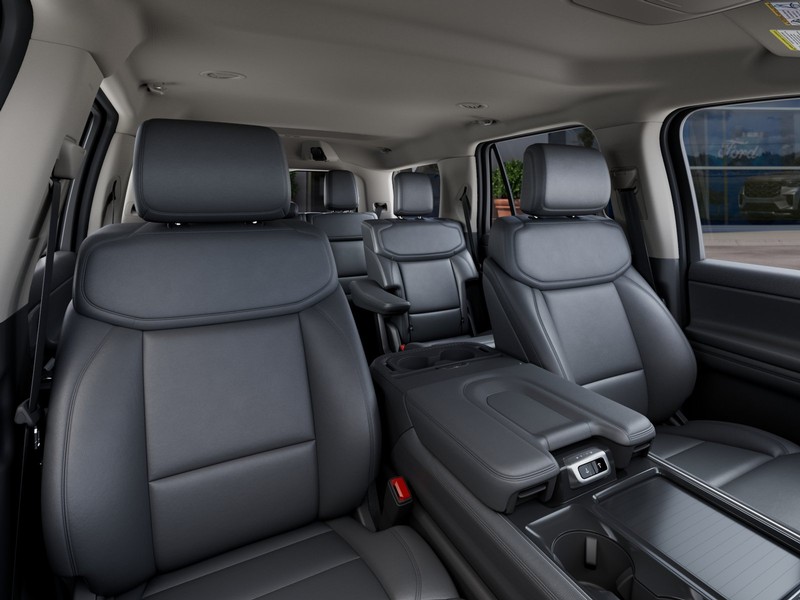 Ford Expedition Vehicle Full-screen Gallery Image 12
