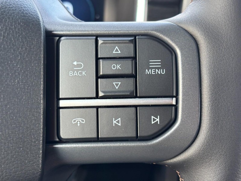 Ford F-150 Vehicle Full-screen Gallery Image 20