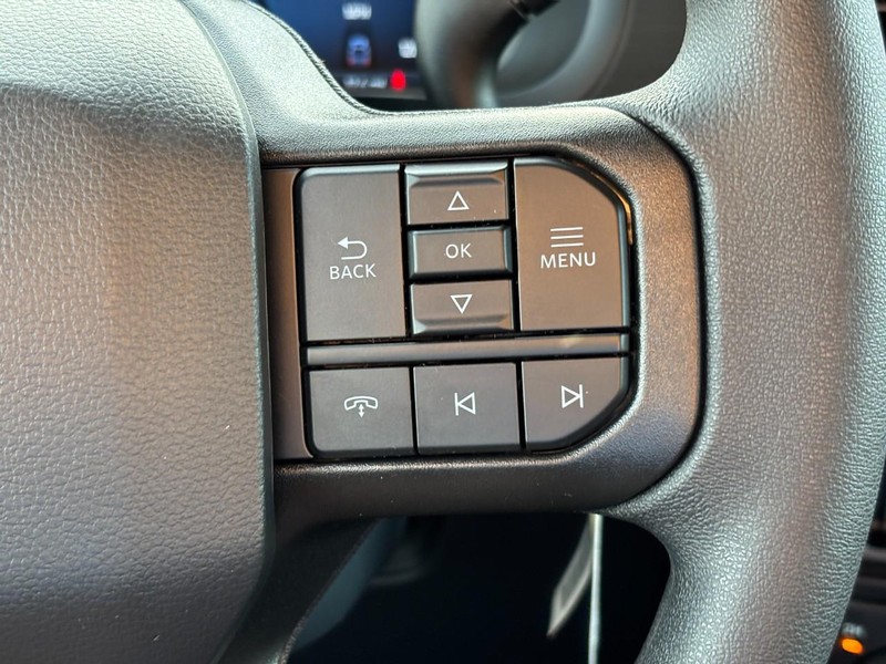 Ford F-150 Vehicle Full-screen Gallery Image 20