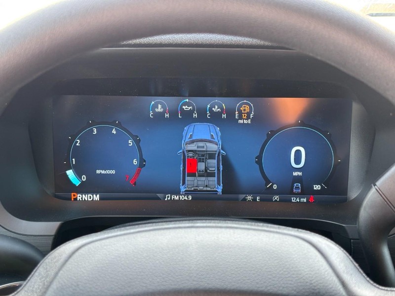 Ford F-150 Vehicle Full-screen Gallery Image 21