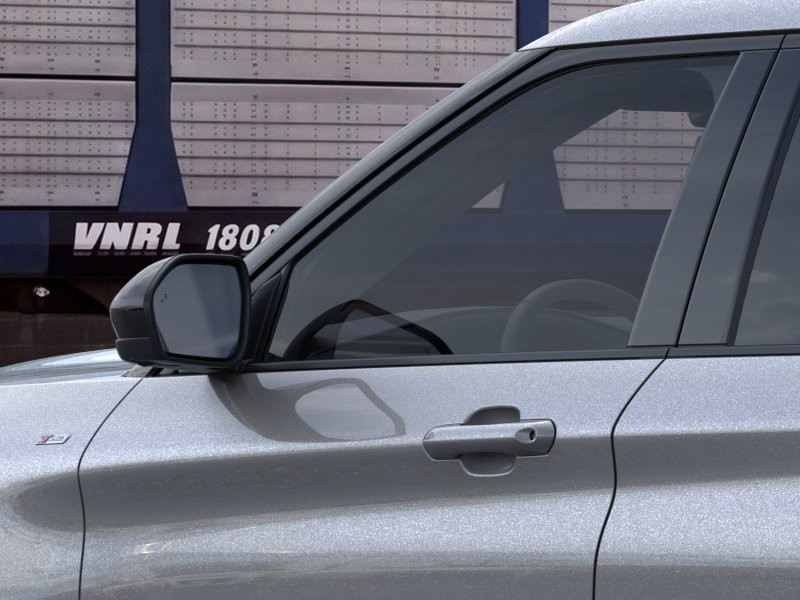 Ford Explorer Vehicle Full-screen Gallery Image 22