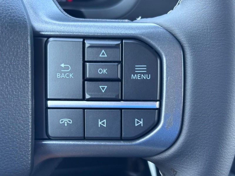 Ford F-150 Vehicle Full-screen Gallery Image 20