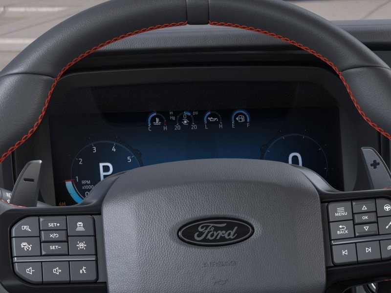 Ford F-150 Vehicle Full-screen Gallery Image 15