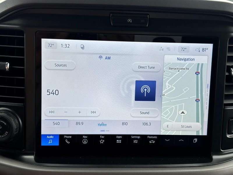 Ford F-150 Vehicle Full-screen Gallery Image 21