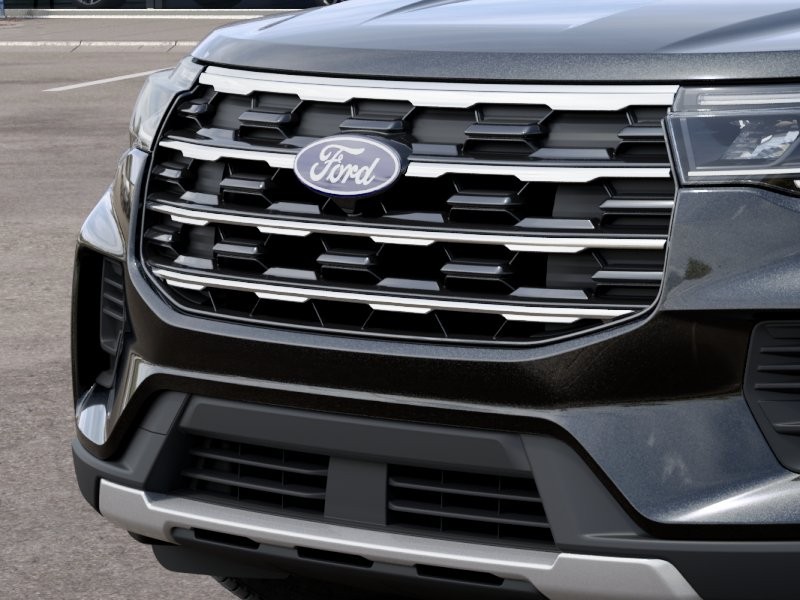 Ford Explorer Vehicle Full-screen Gallery Image 19