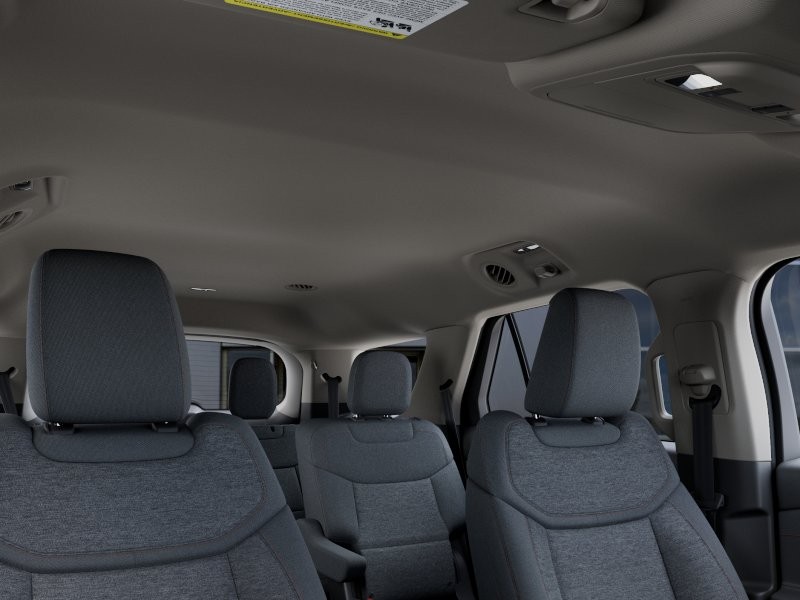 Ford Explorer Vehicle Full-screen Gallery Image 24