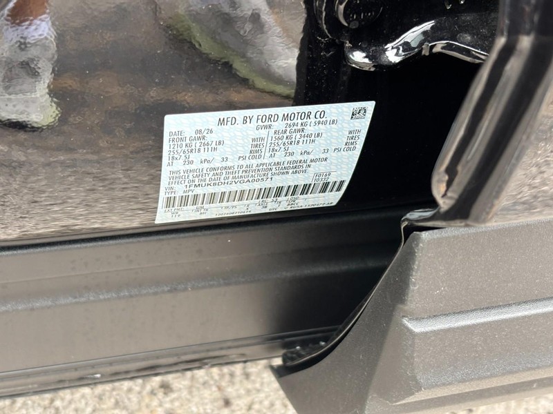 Ford Explorer Vehicle Image 26