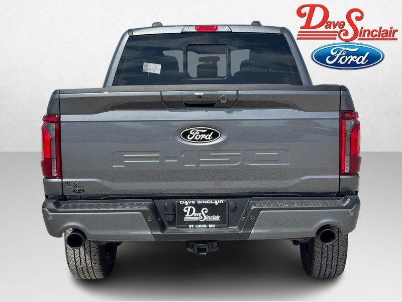 Ford F-150 Vehicle Full-screen Gallery Image 08