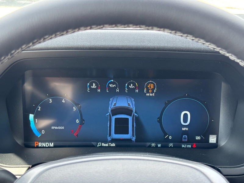 Ford F-150 Vehicle Full-screen Gallery Image 21