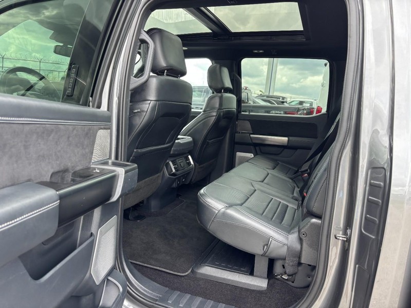 Ford F-150 Vehicle Image 13