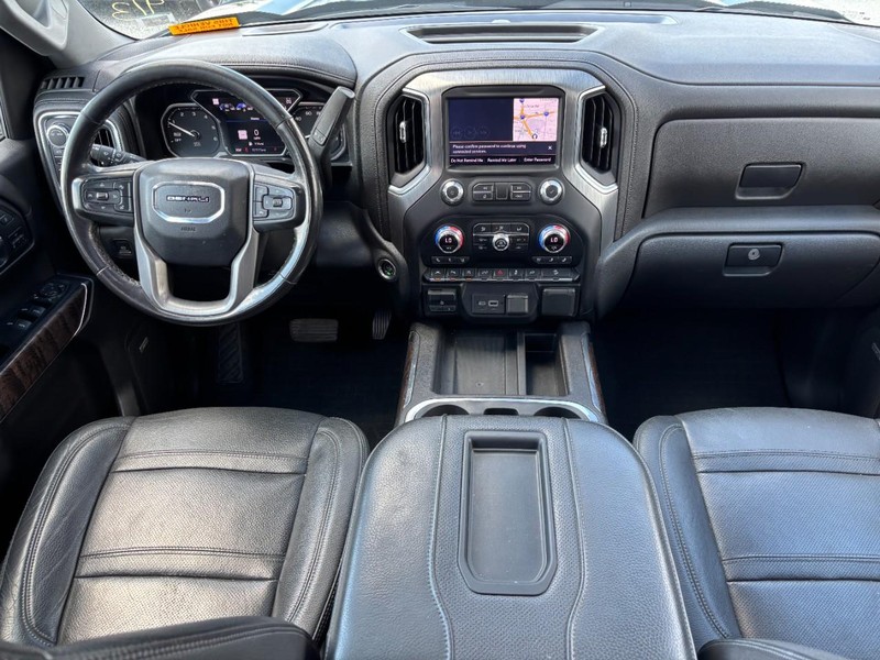 GMC Sierra 1500 Vehicle Full-screen Gallery Image 14