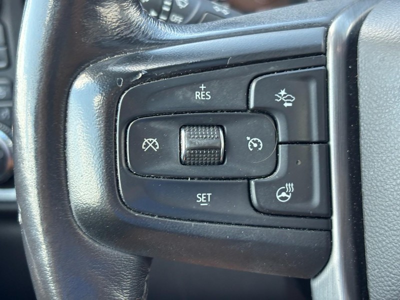 GMC Sierra 1500 Vehicle Full-screen Gallery Image 18