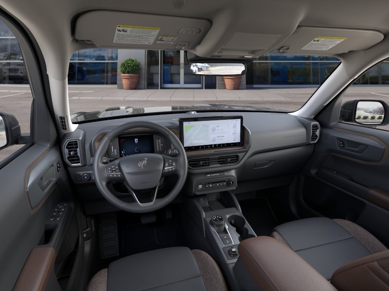 Ford Bronco Sport Vehicle Full-screen Gallery Image 11