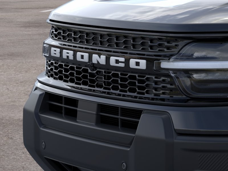 Ford Bronco Sport Vehicle Full-screen Gallery Image 19