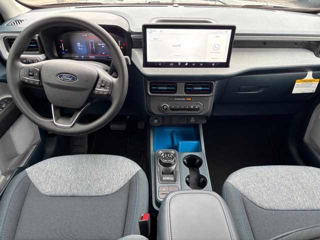 2026 Ford Maverick XLT thumbnail image 13