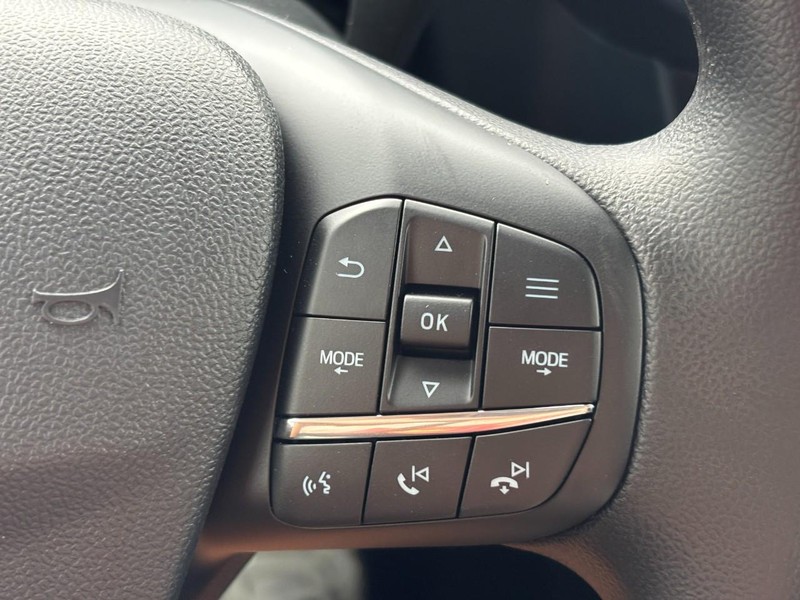 Ford Maverick Vehicle Full-screen Gallery Image 20