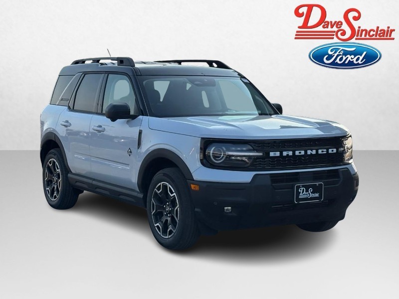 Ford Bronco Sport Vehicle Full-screen Gallery Image 04