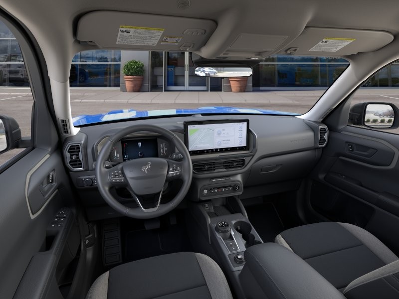 Ford Bronco Sport Vehicle Full-screen Gallery Image 11