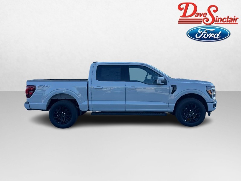 Ford F-150 Vehicle Full-screen Gallery Image 05