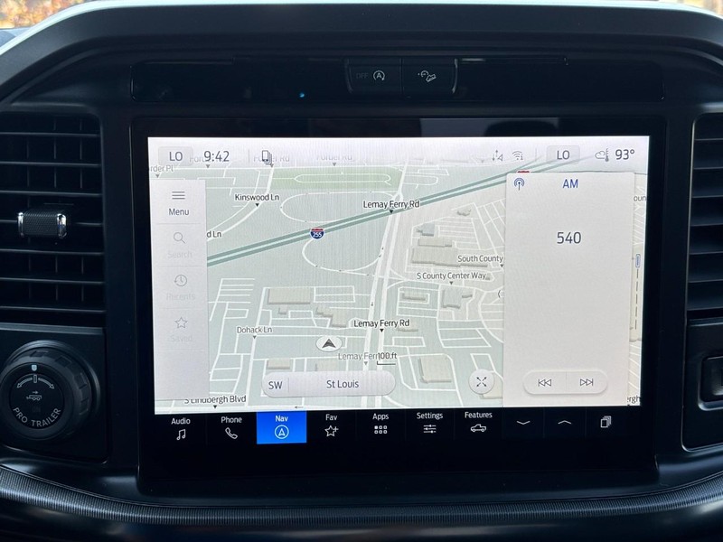 Ford F-150 Vehicle Full-screen Gallery Image 23