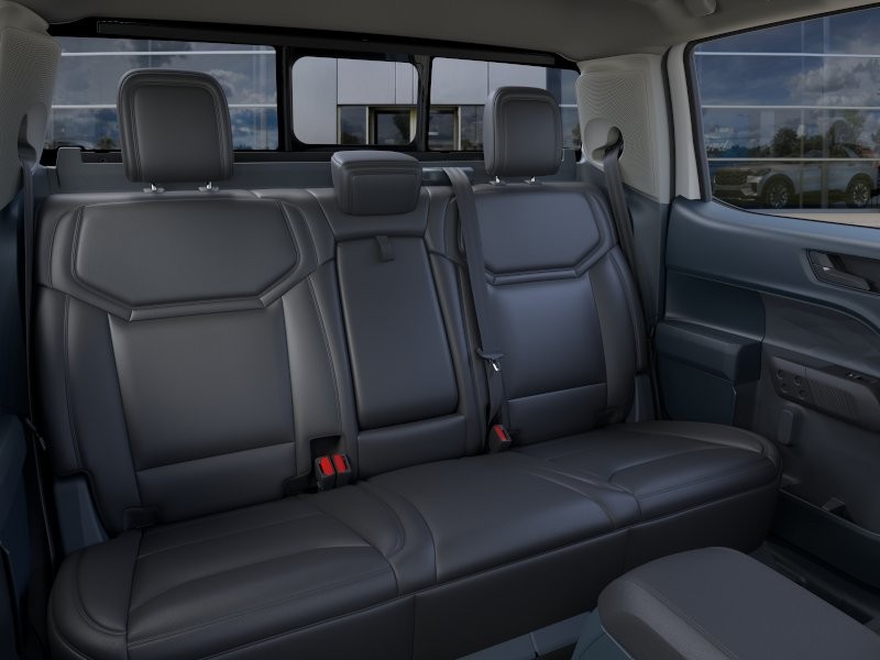 Ford Maverick Vehicle Full-screen Gallery Image 13