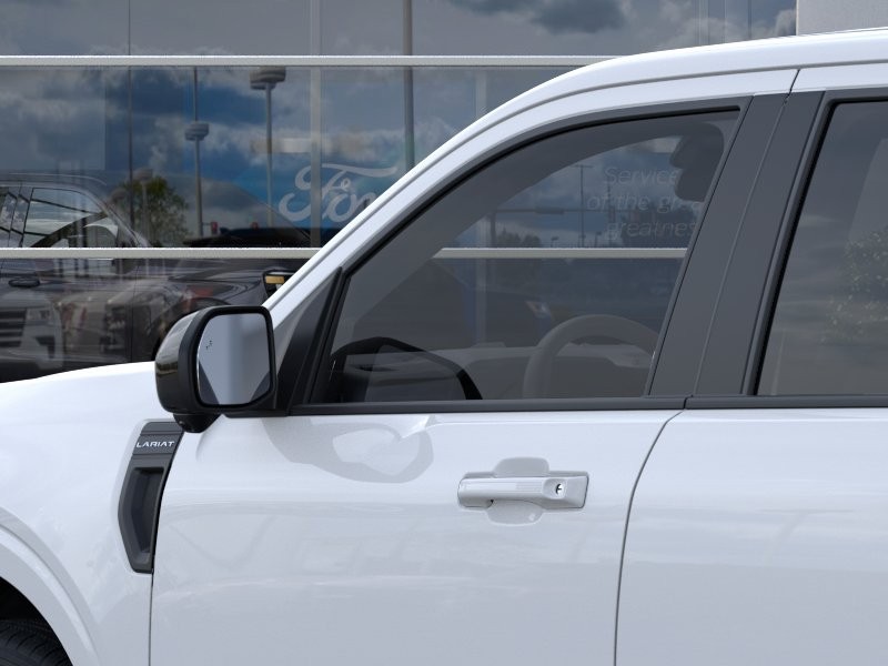 Ford Maverick Vehicle Full-screen Gallery Image 23