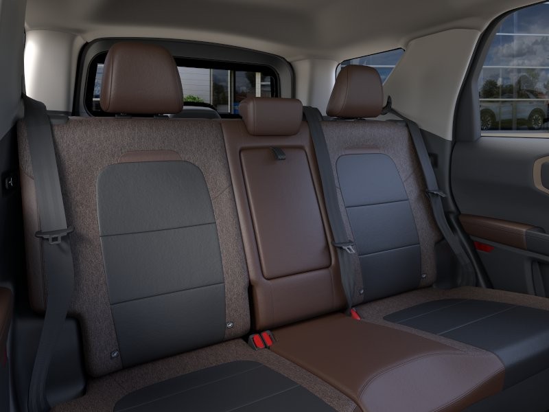 Ford Bronco Sport Vehicle Full-screen Gallery Image 13