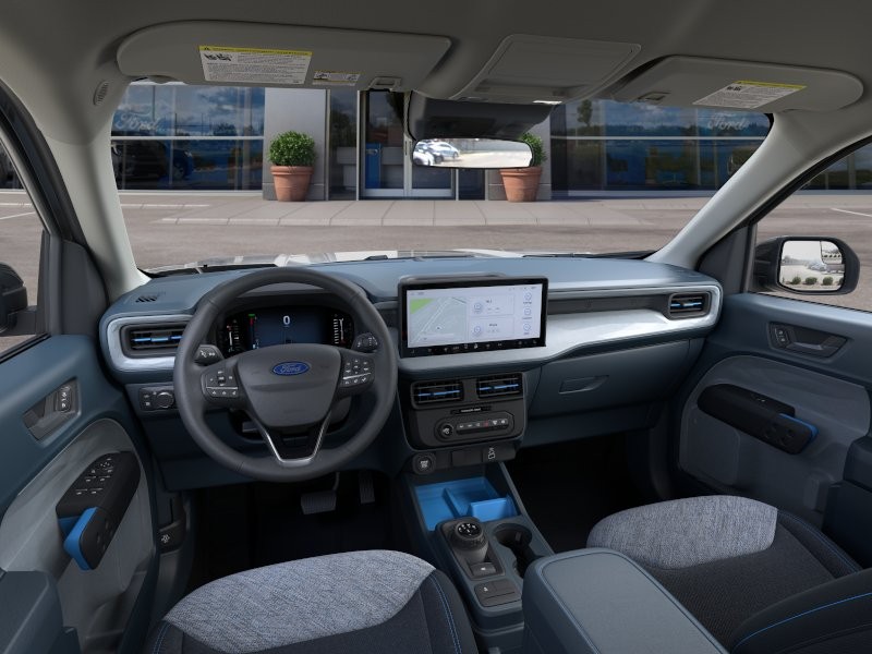 Ford Maverick Vehicle Full-screen Gallery Image 11
