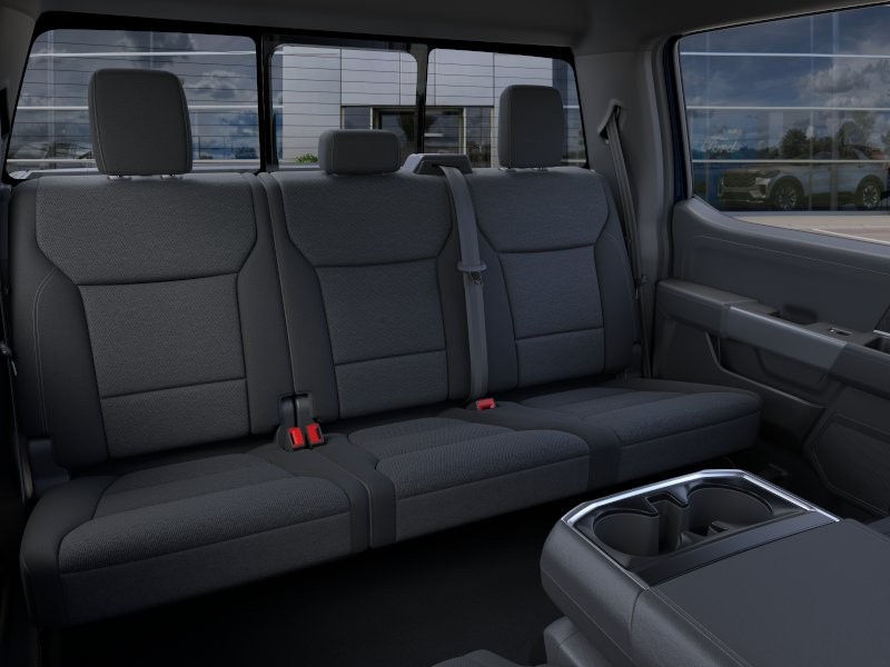 Ford F-150 Vehicle Full-screen Gallery Image 13